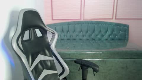 Snapshot of alexa_romero_t chatting on October 11, 2025, 12:15 pm Alexandra online show from October 11, 2025, 12:15 pm