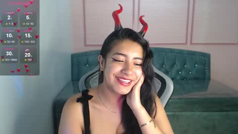 Snapshot of alexa_romero_t chatting on October 18, 2025, 12:17 pm Alexandra online show from October 18, 2025, 12:17 pm