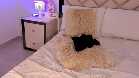 Snapshot of alexa_tobar chatting on January 16, 2026, 9:19 pm alexa_tobar online show from January 16, 2026, 9:19 pm