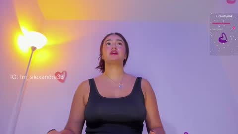 alexa_will online show from February 28, 2025, 3:04 am