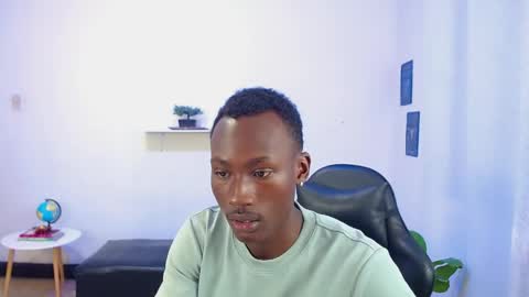 Alexandro online show from April 27, 2026, 1:31 pm