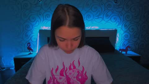 Snapshot of alexabarkley chatting on December 3, 2024, 3:20 am angel online show from December 3, 2024, 3:20 am