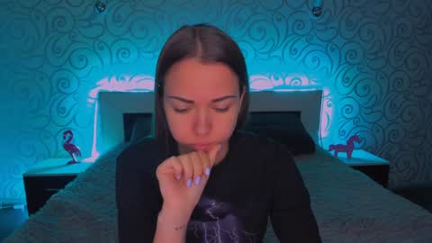 Snapshot of alexabarkley chatting on December 10, 2024, 6:11 am angel online show from December 10, 2024, 6:11 am