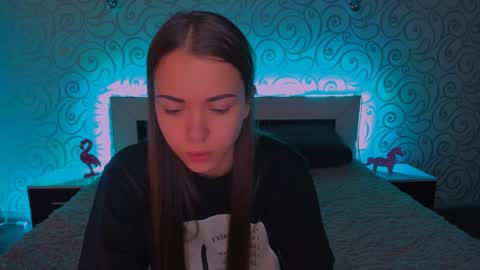 Snapshot of alexabarkley chatting on December 20, 2024, 3:14 am angel online show from December 20, 2024, 3:14 am