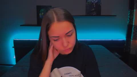 Snapshot of alexabarkley chatting on December 27, 2024, 3:20 am angel online show from December 27, 2024, 3:20 am