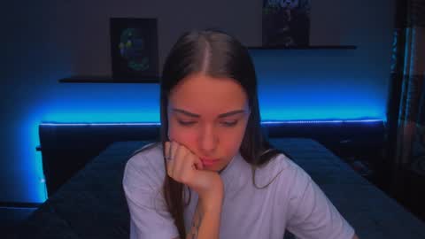 Snapshot of alexabarkley chatting on January 14, 2025, 6:34 am angel online show from January 14, 2025, 6:34 am