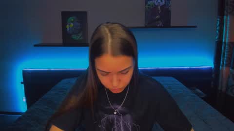 Snapshot of alexabarkley chatting on January 15, 2025, 3:11 am angel online show from January 15, 2025, 3:11 am