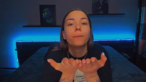 Snapshot of alexabarkley chatting on January 17, 2025, 3:34 am angel online show from January 17, 2025, 3:34 am