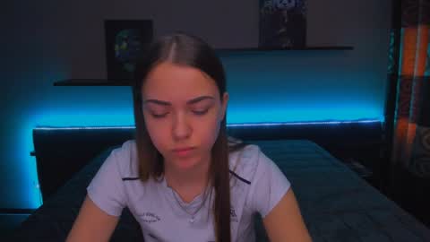 Snapshot of alexabarkley chatting on January 28, 2025, 6:16 am angel online show from January 28, 2025, 6:16 am