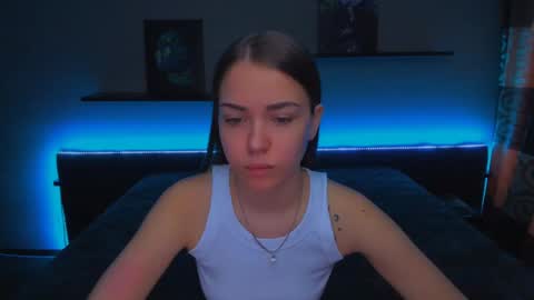 Snapshot of alexabarkley chatting on February 7, 2025, 3:12 am angel online show from February 7, 2025, 3:12 am