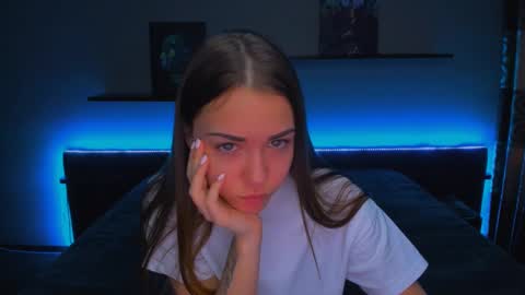 Snapshot of alexabarkley chatting on February 11, 2025, 3:08 am angel online show from February 11, 2025, 3:08 am