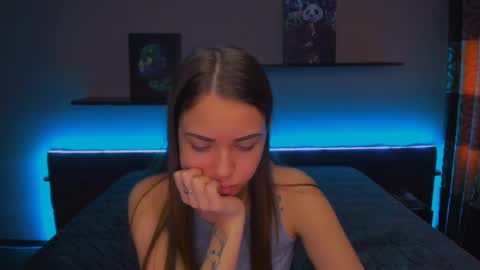 Snapshot of alexabarkley chatting on February 17, 2025, 6:31 am angel online show from February 17, 2025, 6:31 am