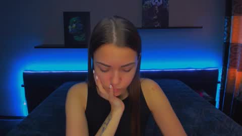 Snapshot of alexabarkley chatting on February 26, 2025, 6:26 am angel online show from February 26, 2025, 6:26 am