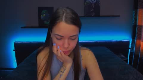 Snapshot of alexabarkley chatting on March 7, 2025, 3:19 am angel online show from March 7, 2025, 3:19 am