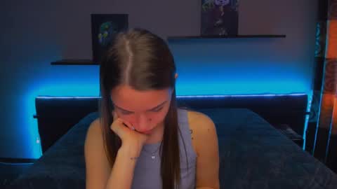 Snapshot of alexabarkley chatting on March 7, 2025, 6:57 am angel online show from March 7, 2025, 6:57 am