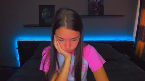 Snapshot of alexabarkley chatting on September 11, 2025, 12:22 am angel online show from September 11, 2025, 12:22 am