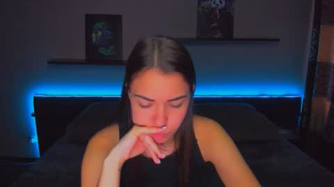 Snapshot of alexabarkley chatting on October 29, 2025, 1:30 am angel online show from October 29, 2025, 1:30 am