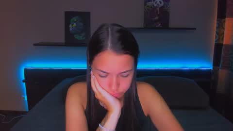 Snapshot of alexabarkley chatting on July 1, 2026, 1:07 am angel online show from July 1, 2026, 1:07 am