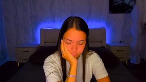 Snapshot of alexabarkley chatting on July 8, 2026, 12:15 am angel online show from July 8, 2026, 12:15 am