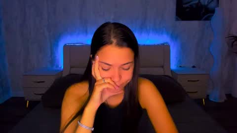 Snapshot of alexabarkley chatting on July 9, 2026, 12:37 am angel online show from July 9, 2026, 12:37 am