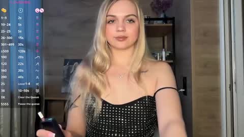 Snapshot of alexadevilicious chatting on May 10, 2026, 2:22 pm ALEXA online show from May 10, 2026, 2:22 pm
