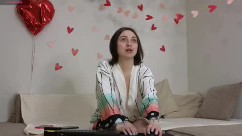 alexahustonn online show from March 17, 2026, 7:33 am