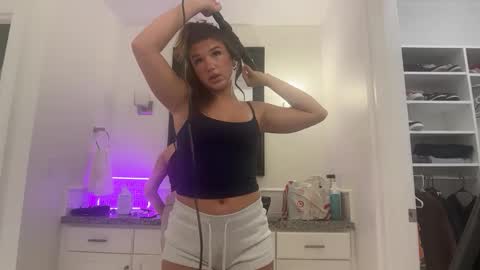 alexajefferies online show from October 7, 2025, 6:49 pm