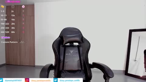 Snapshot of alexalovecastle1 chatting on December 6, 2024, 5:09 am Alexandra Castillo online show from December 6, 2024, 5:09 am