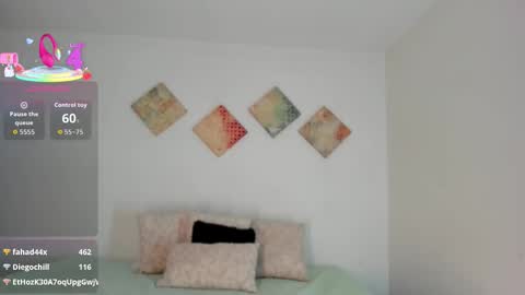 Snapshot of alexalovecastle1 chatting on November 28, 2025, 2:36 am Alexandra Castillo online show from November 28, 2025, 2:36 am