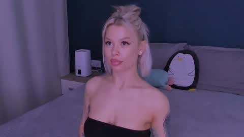 Snapshot of alexamason chatting on January 20, 2025, 5:04 am Alexa Mason online show from January 20, 2025, 5:04 am