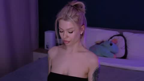 Snapshot of alexamason chatting on February 20, 2025, 3:41 pm Alexa Mason online show from February 20, 2025, 3:41 pm