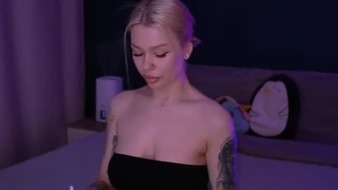 Snapshot of alexamason chatting on March 7, 2025, 1:42 am Alexa Mason online show from March 7, 2025, 1:42 am