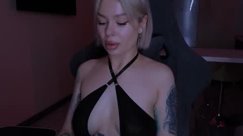 Snapshot of alexamason chatting on October 9, 2025, 2:42 am Alexa Mason online show from October 9, 2025, 2:42 am