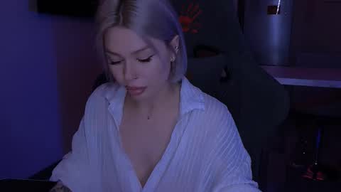 Snapshot of alexamason chatting on November 1, 2025, 2:13 am Alexa Mason online show from November 1, 2025, 2:13 am