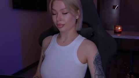 Snapshot of alexamason chatting on November 21, 2025, 2:43 am Alexa Mason online show from November 21, 2025, 2:43 am