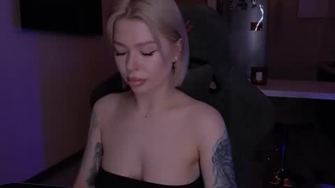 Snapshot of alexamason chatting on November 23, 2025, 2:11 am Alexa Mason online show from November 23, 2025, 2:11 am