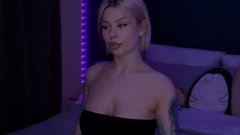 Alexa Mason online show from May 7, 2026, 11:10 pm