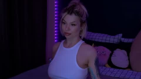 Alexa Mason online show from July 27, 2026, 1:56 am