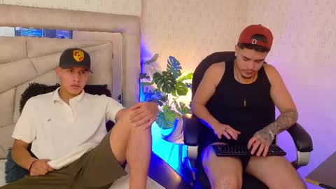 Snapshot of alexandalbert chatting on July 20, 2026, 12:29 pm Alex Albert online show from July 20, 2026, 12:29 pm