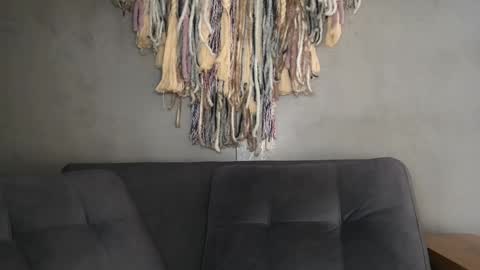 Alex  Dani online show from September 16, 2025, 3:35 pm