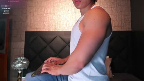 Snapshot of alexander_classy chatting on February 8, 2025, 8:09 am Alex online show from February 8, 2025, 8:09 am