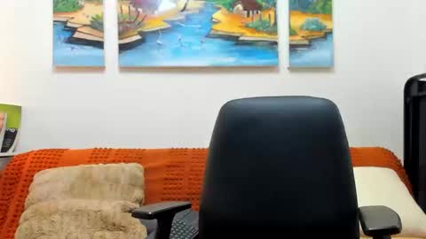 Snapshot of alexander_golden chatting on September 22, 2025, 1:24 pm alexander_golden online show from September 22, 2025, 1:24 pm