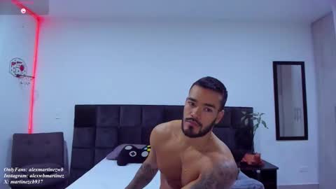 Onlyfansalexmartinezwb  Instagram alexwbmartinez  Twitter martinezcb937 online show from October 8, 2025, 11:13 pm