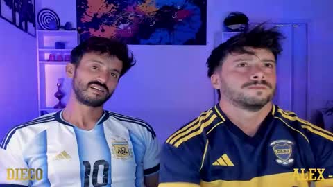 Snapshot of alexanderjaz chatting on December 20, 2025, 3:52 pm Alexander Jaz online show from December 20, 2025, 3:52 pm