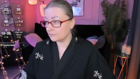 Alexandra online show from February 10, 2026, 10:58 pm