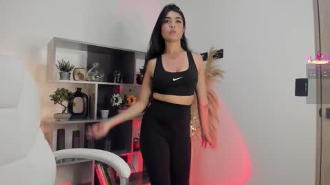 Alexandra Rodriguez online show from February 6, 2026, 3:44 am