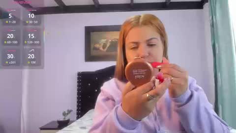 Snapshot of alexandra_torress chatting on October 17, 2025, 3:36 pm alexandra online show from October 17, 2025, 3:36 pm