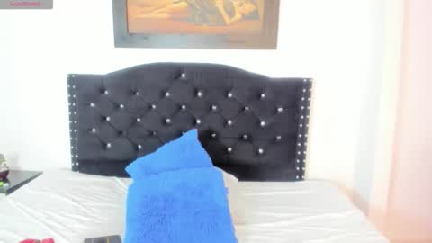 Snapshot of alexandra_torress chatting on November 23, 2025, 11:32 am alexandra online show from November 23, 2025, 11:32 am