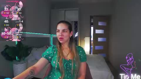 alexandracandy online show from June 10, 2026, 12:37 pm