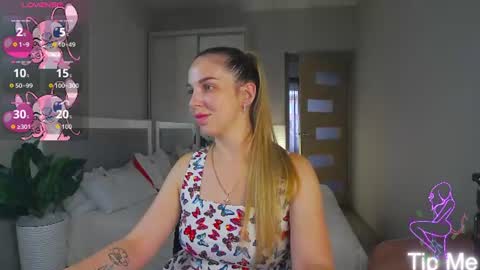 alexandracandy online show from June 11, 2026, 2:15 pm